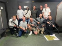 AK-47 / 4 Waffen / 33 Schuss